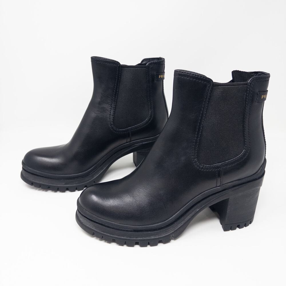 Prada Vitello Montana Lug Sole 55mm Chelsea Boots Black Size 39 - Picture 2 of 6